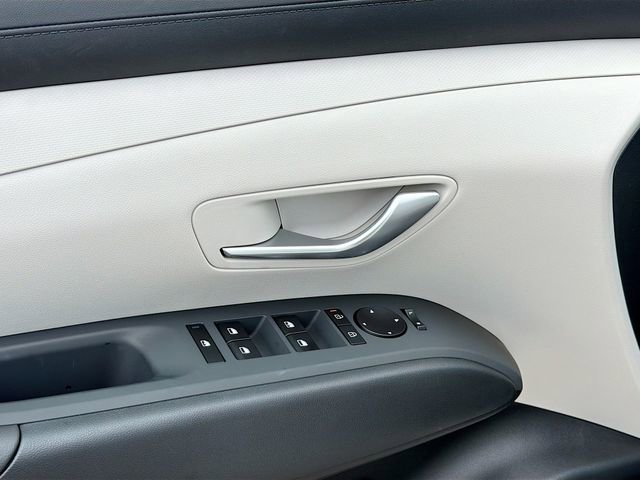 New 2026 Hyundai Tucson SE FWD image 17