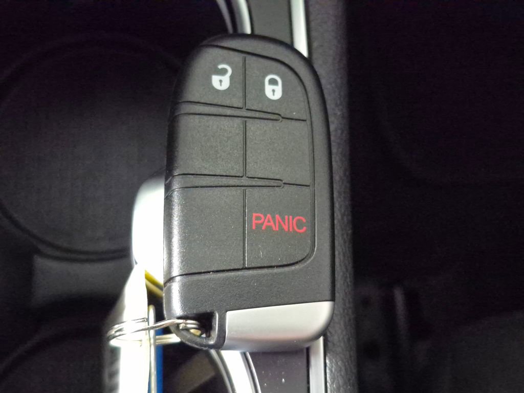 Used 2020 Dodge Durango SXT AWD/4WD image 29