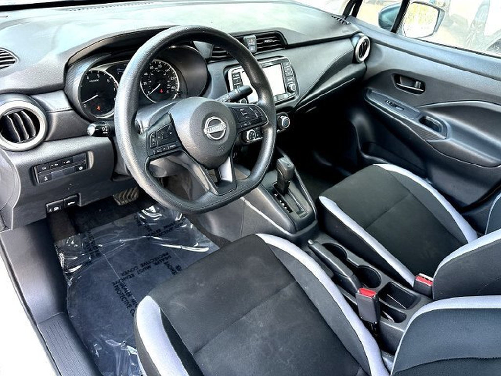 Used 2025 Nissan Versa S FWD image 13