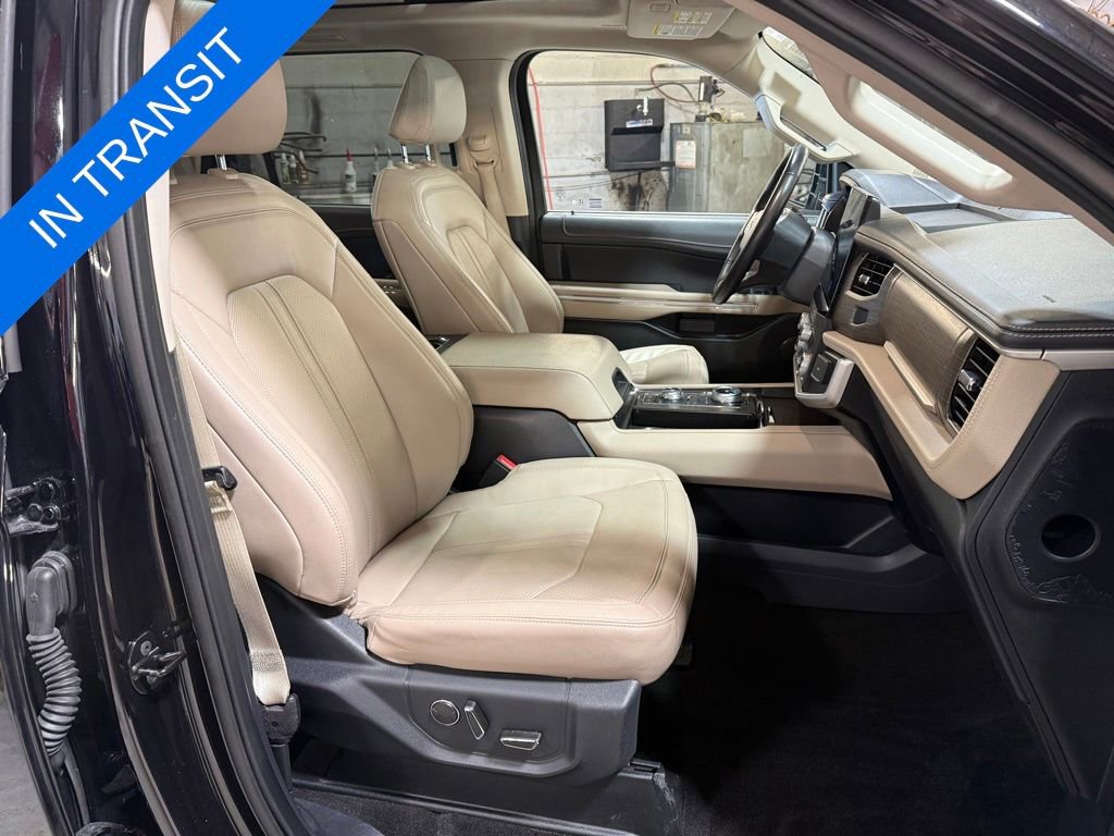 Used 2022 Ford Expedition Limited AWD/4WD image 23