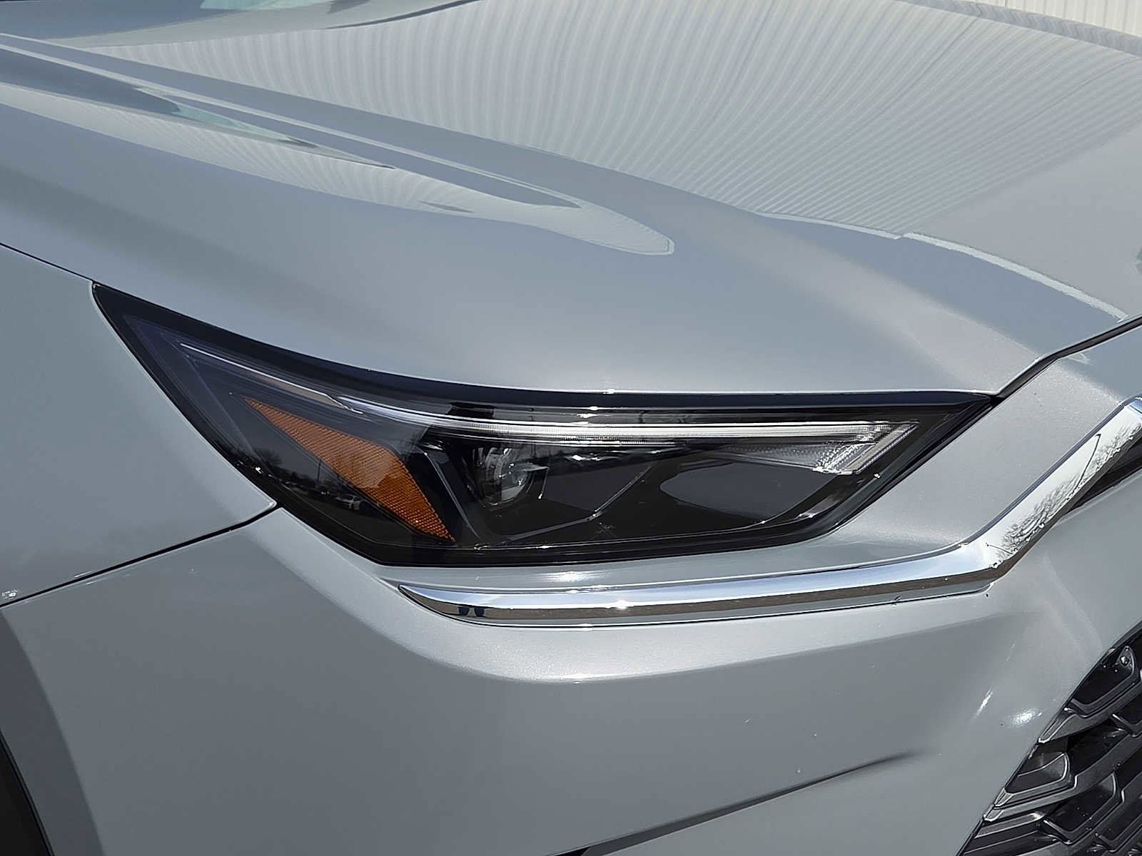 Used 2025 Toyota Grand Highlander Hybrid MAX Platinum image 9