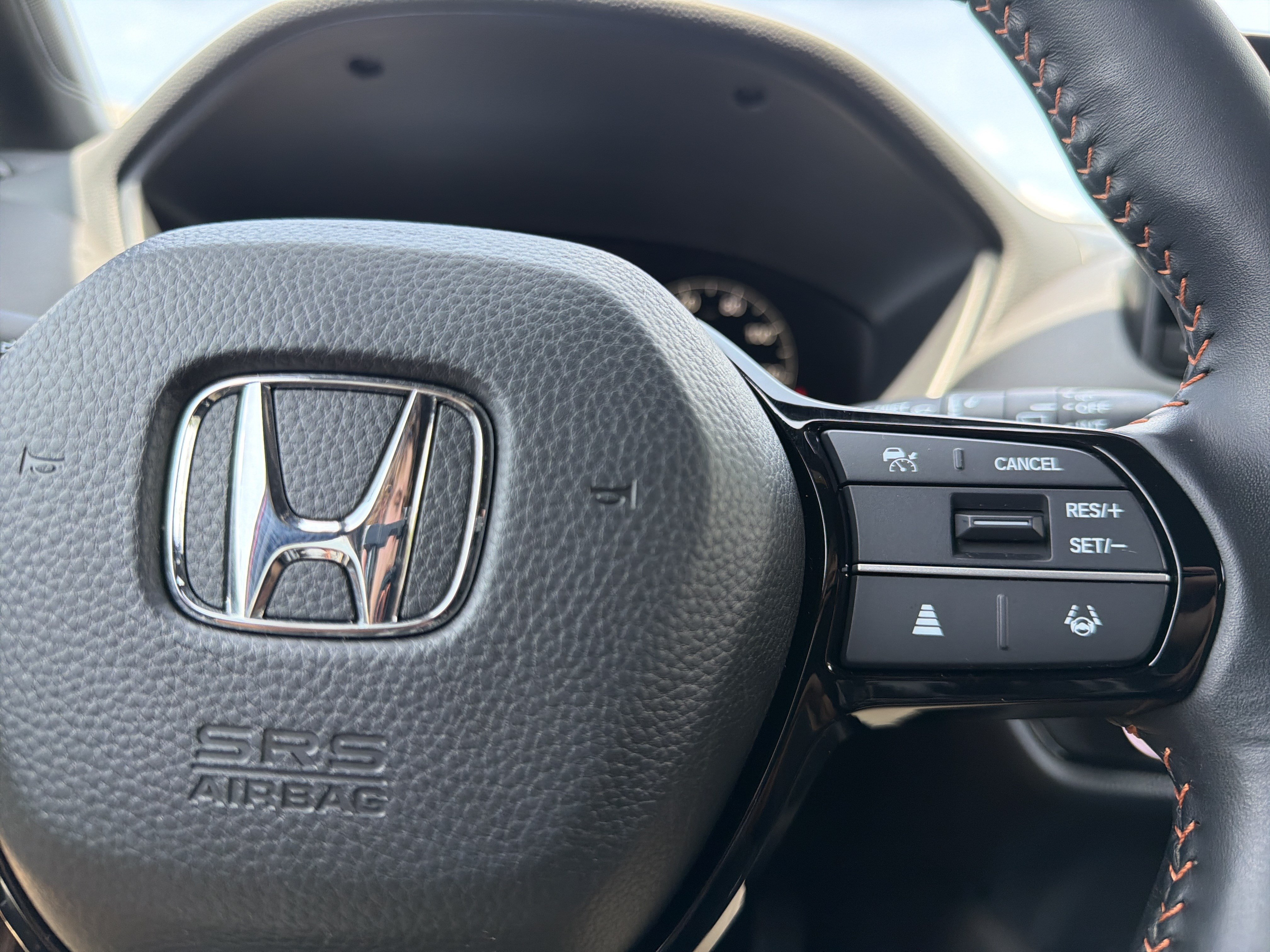 Used 2025 Honda HR-V Sport image 10