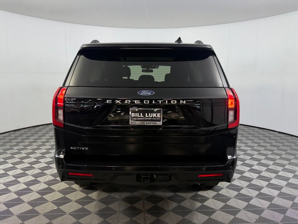 Used 2025 Ford Expedition Active AWD/4WD image 7