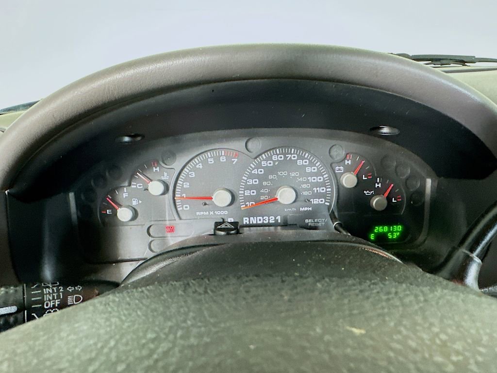 Used 2003 Ford Explorer XLT RWD image 12
