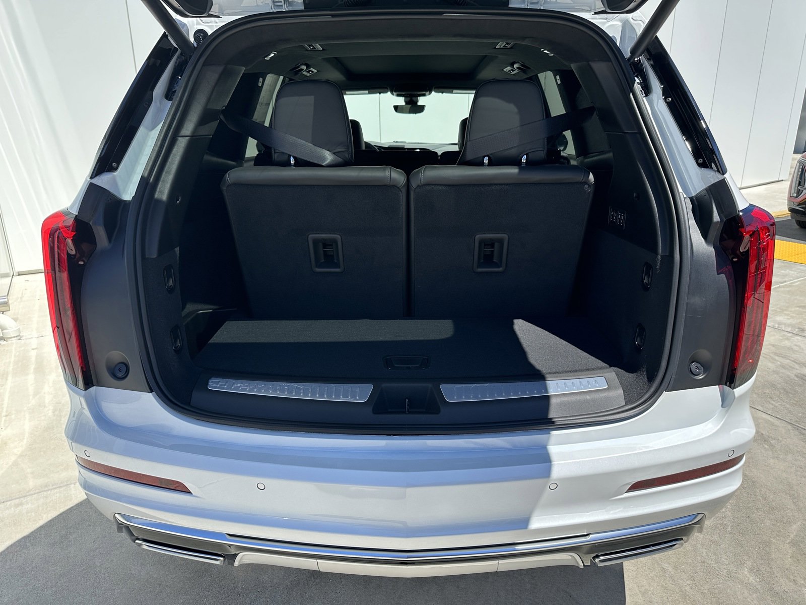 New 2025 Cadillac XT6 Premium Luxury w/ Platinum Package image 9
