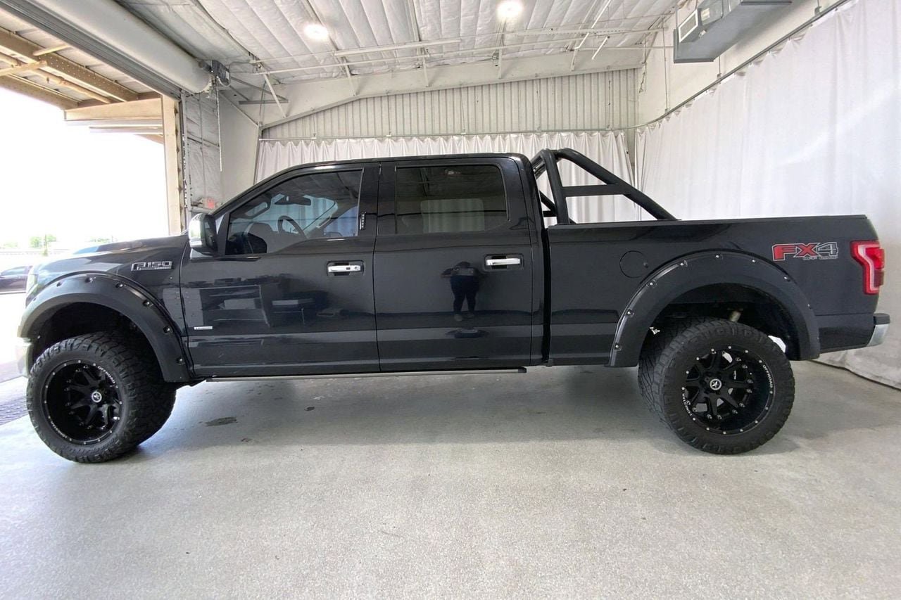 Used 2015 Ford F150 Lariat w/ Equipment Group 502A Luxury AWD/4WD image 26
