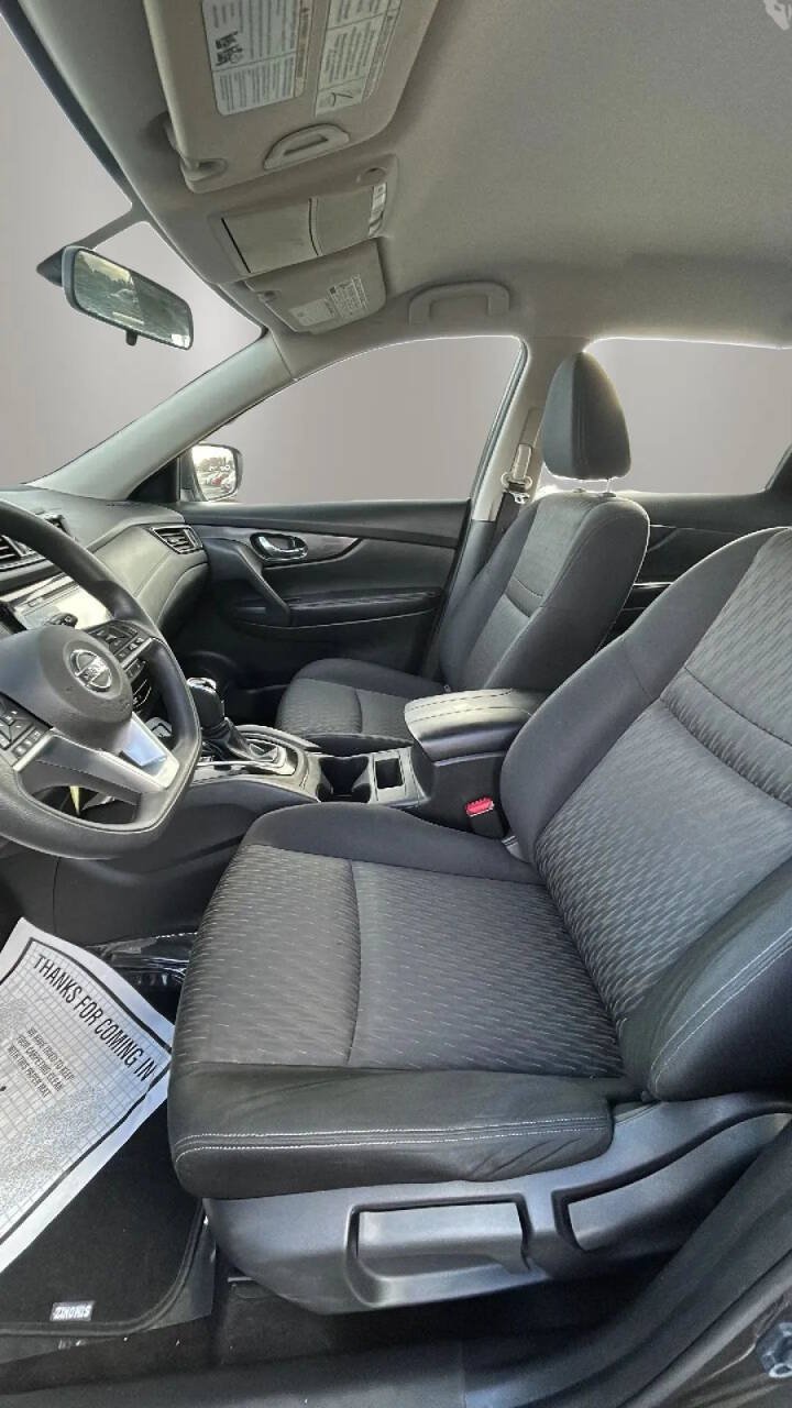 Used 2017 Nissan Rogue S FWD image 9
