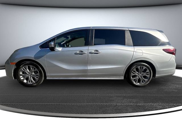 Used 2025 Honda Odyssey Touring image 8