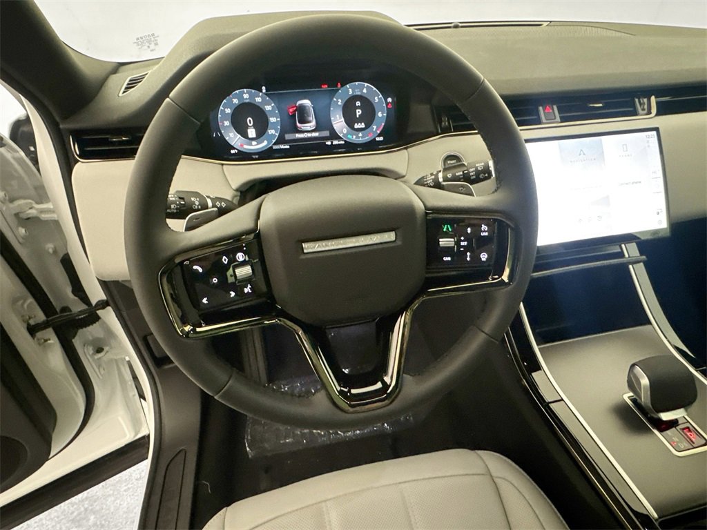 New 2026 Land Rover Range Rover Evoque S image 11