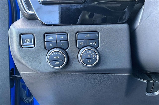 Used 2025 Chevrolet Silverado 1500 LT Trail Boss w/ Convenience Package II image 16