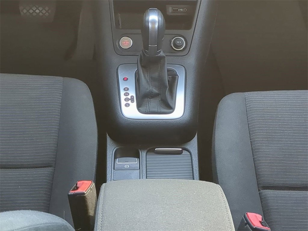 Used 2017 Volkswagen Tiguan Limited w/ Premium Package image 20