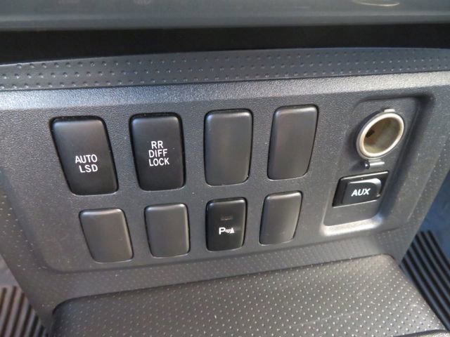 Used 2008 Toyota FJ Cruiser 2WD image 23