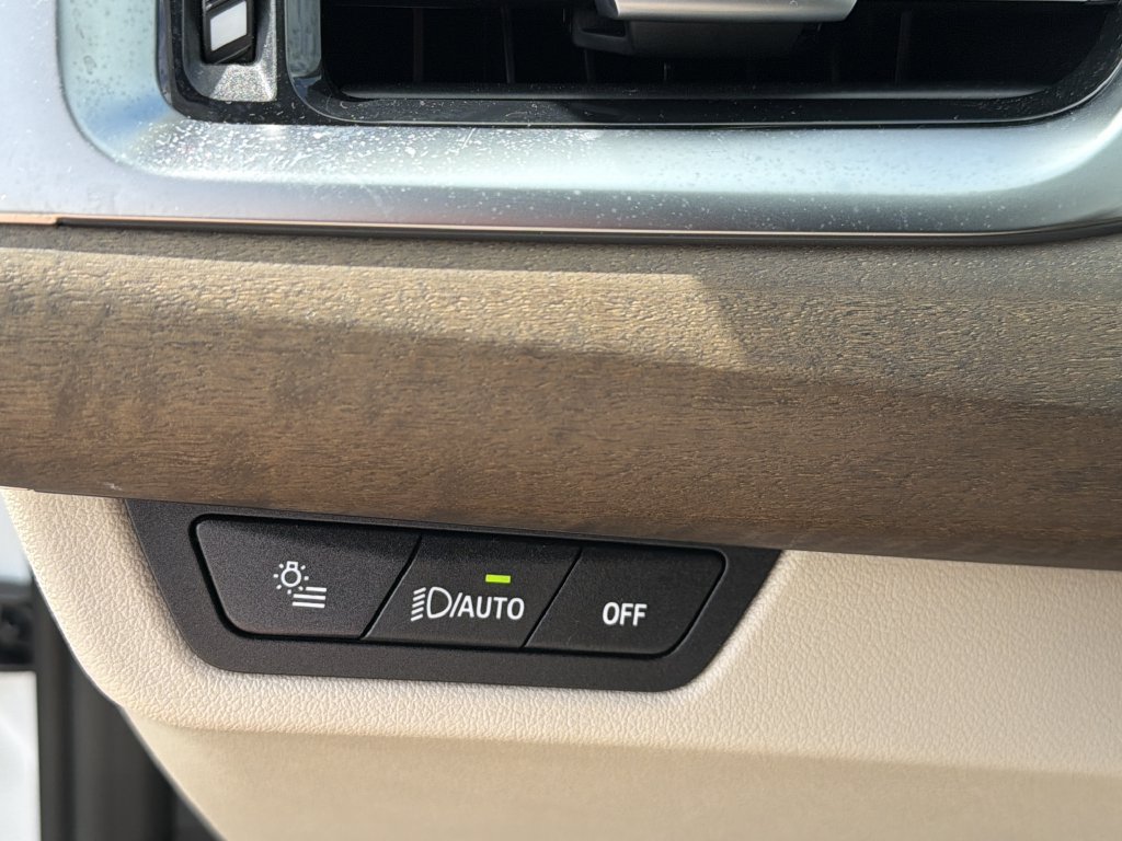 Used 2025 BMW X1 xDrive28i AWD/4WD image 30