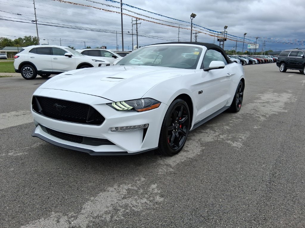 Used 2020 Ford Mustang GT Premium w/ Equipment Group 401A RWD image 3