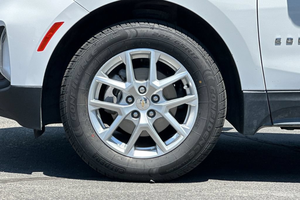 Used 2024 Chevrolet Equinox LT AWD/4WD image 27
