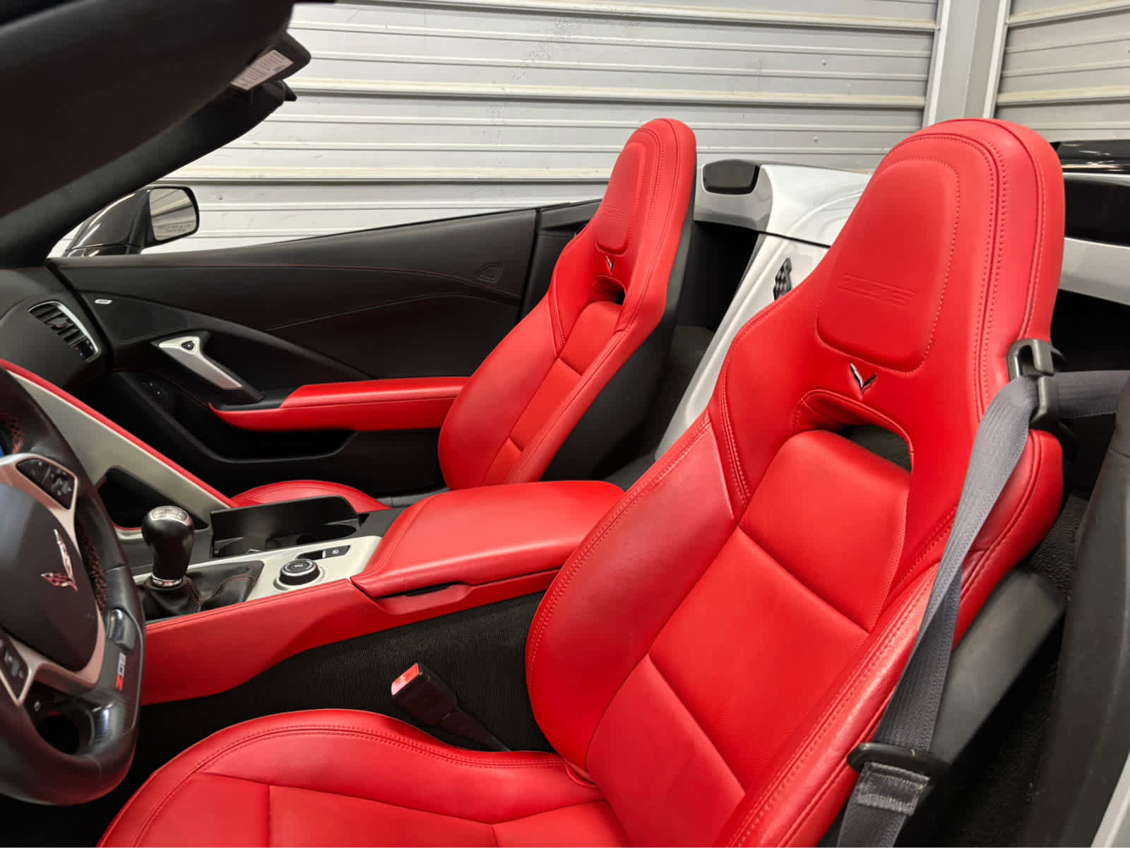 Used 2015 Chevrolet Corvette Z06 w/ 3LZ Preferred Equipment Group image 14