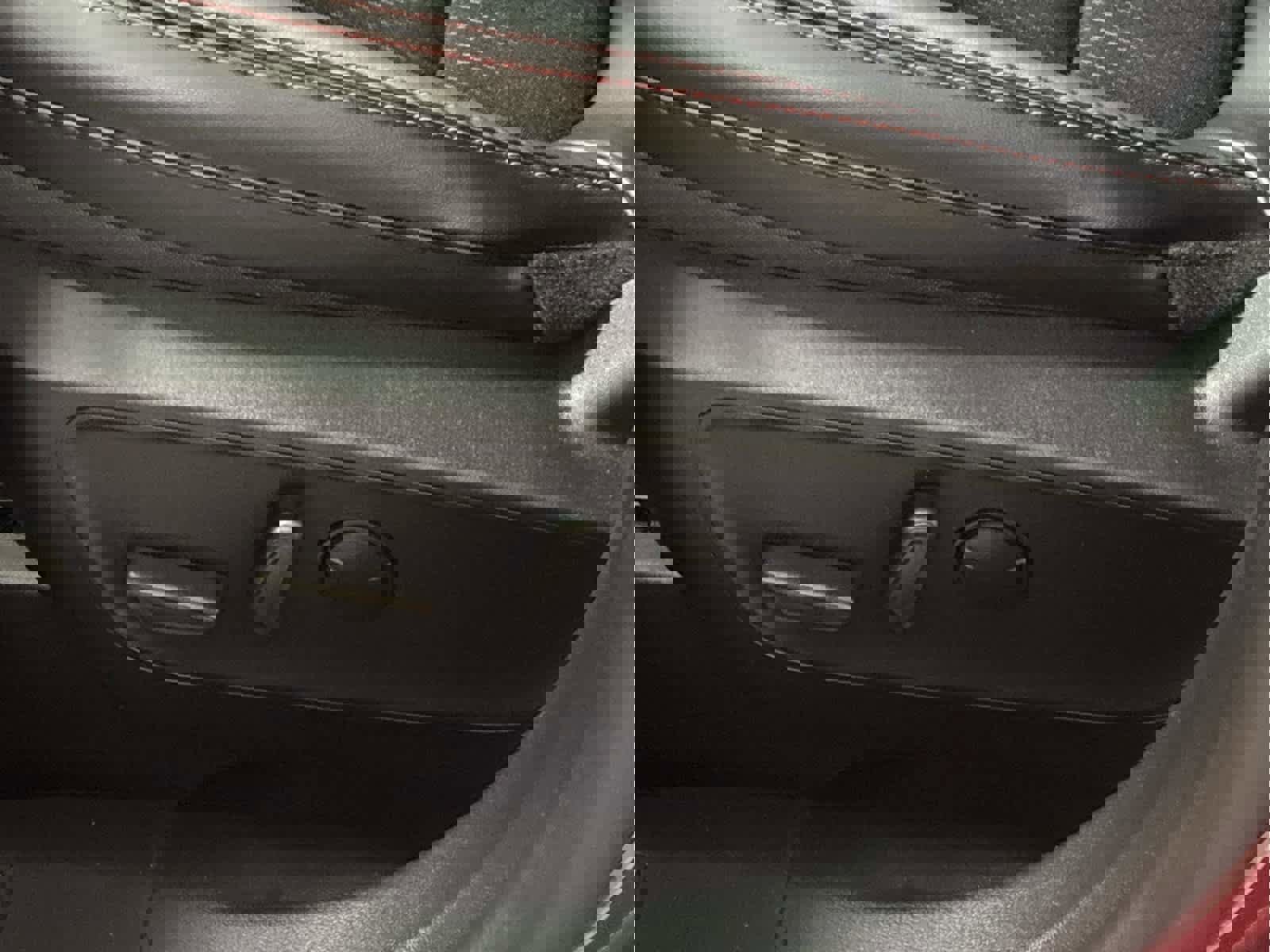 New 2025 Ford Escape ST-Line Elite image 29