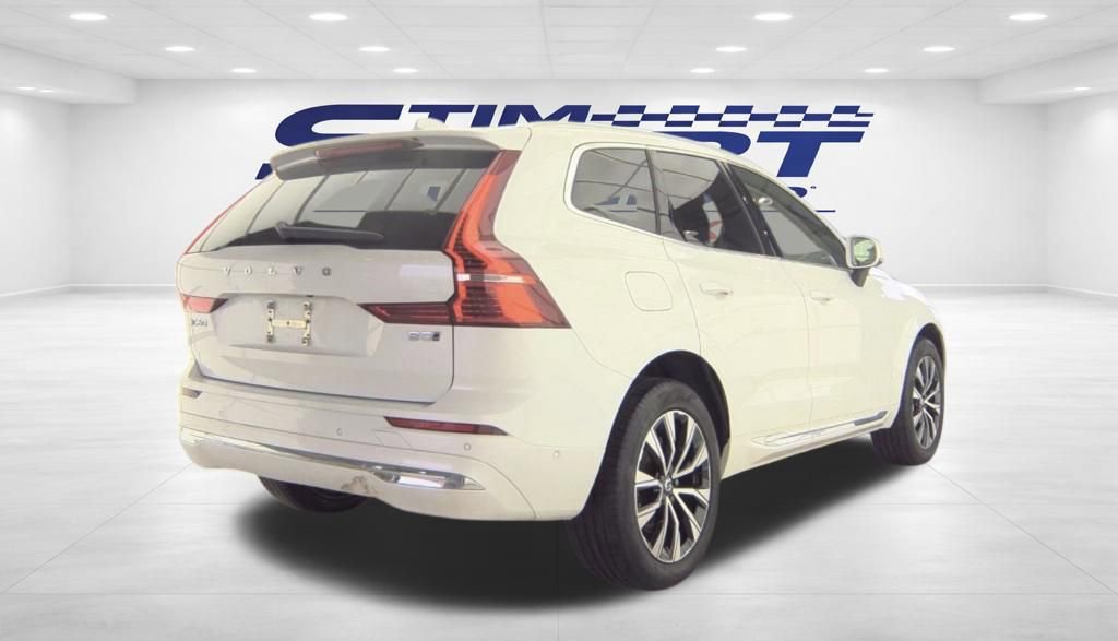 Used 2023 Volvo XC60 B5 Plus w/ Climate Package image 6
