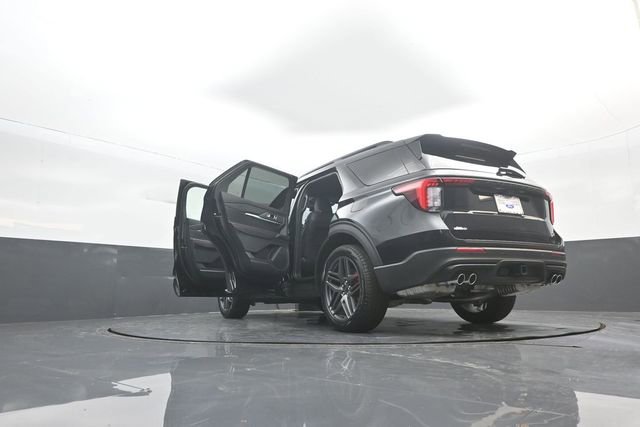 New 2026 Ford Explorer ST image 44
