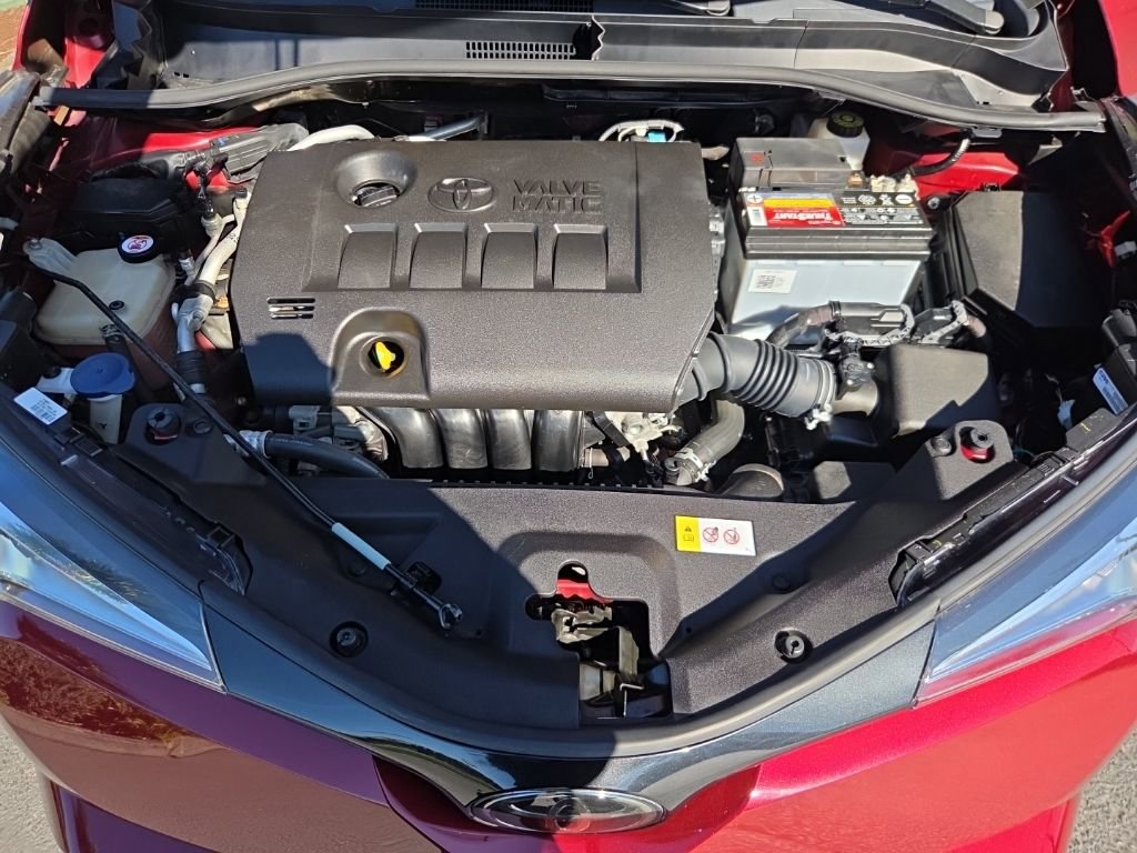 Used 2018 Toyota C-HR XLE image 29
