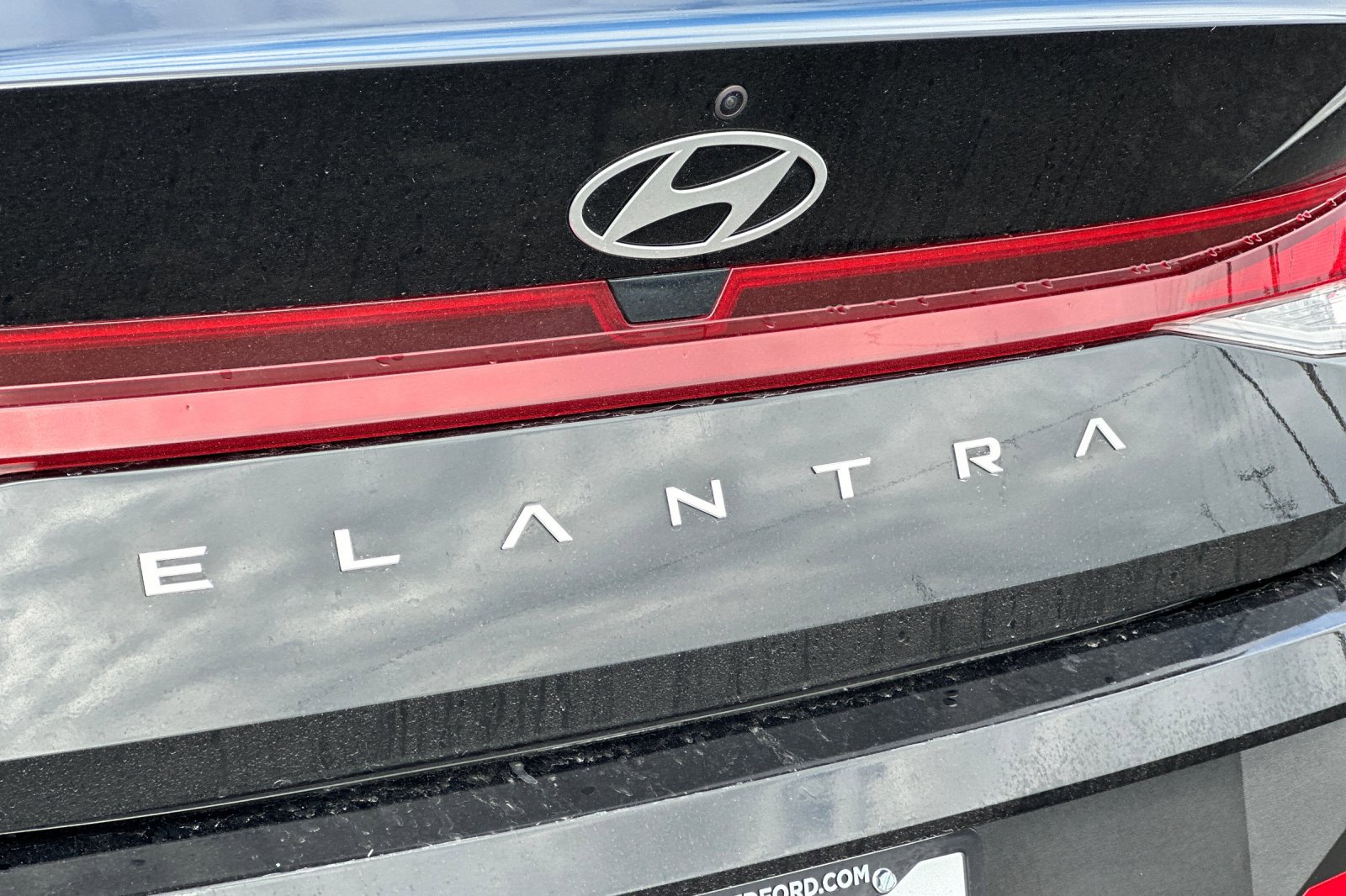 Certified 2024 Hyundai Elantra SE FWD image 24