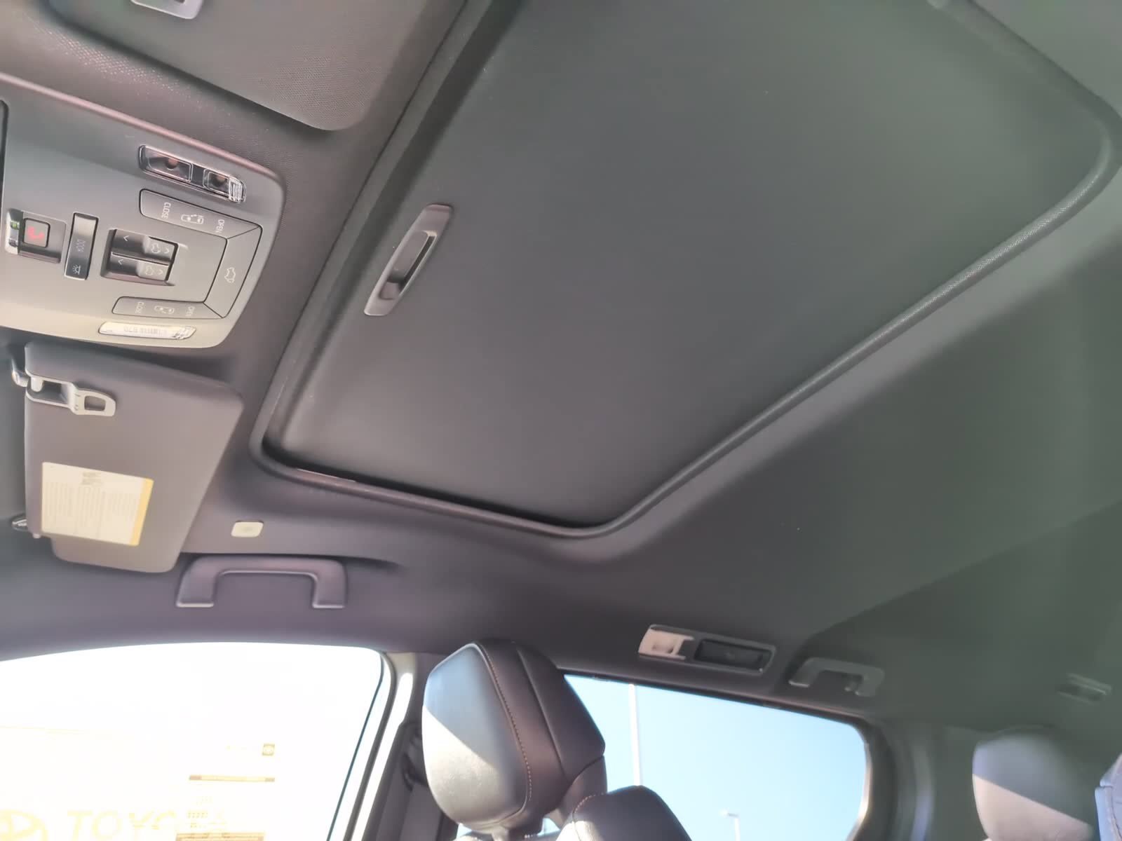 New 2026 Toyota Sienna XLE Woodland Edition AWD/4WD image 23