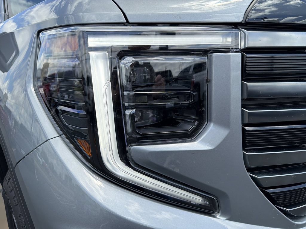 Certified 2026 GMC Sierra 1500 AT4 w/ AT4 Premium Package AWD/4WD image 12