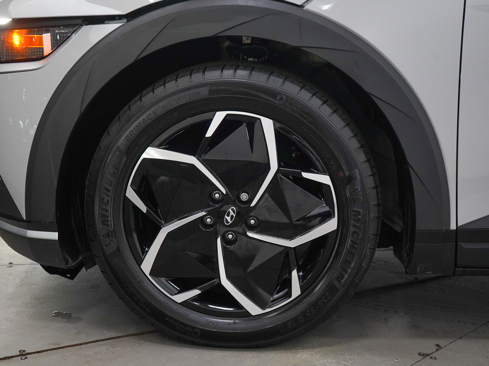 Certified 2024 Hyundai Ioniq 5 SEL AWD/4WD image 28