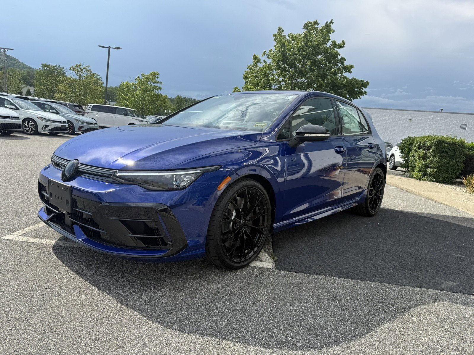 New 2025 Volkswagen Golf R Black Edition image 7