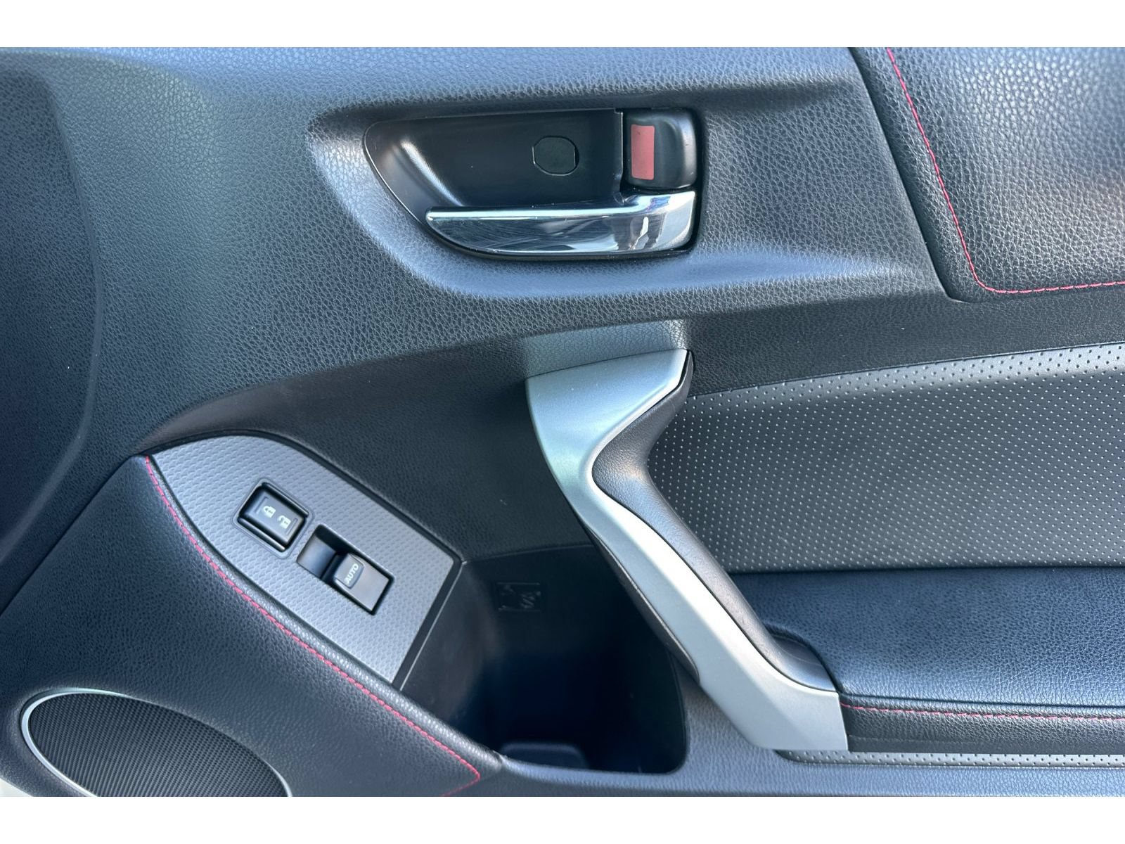 Used 2016 Scion FR-S RWD image 16