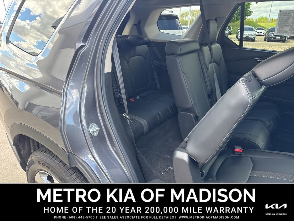 Used 2025 Honda Pilot EX-L image 37