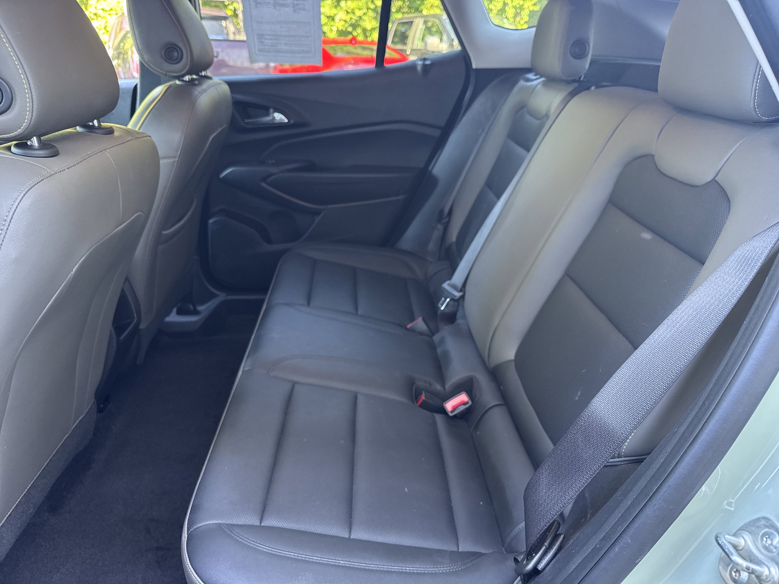 Used 2025 Chevrolet Trax ACTIV w/ Driver Confidence Package FWD image 9