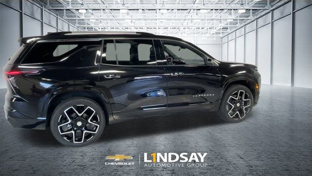 Used 2025 Chevrolet Traverse High Country image 2
