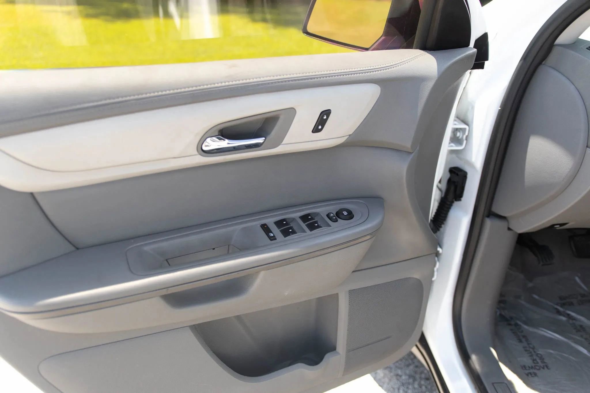 Used 2017 Chevrolet Traverse LS image 7