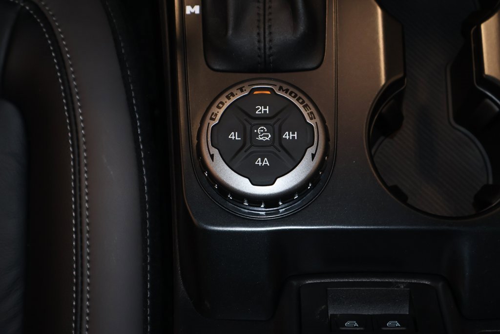 New 2025 Ford Bronco Outer Banks w/ Sasquatch Package image 25