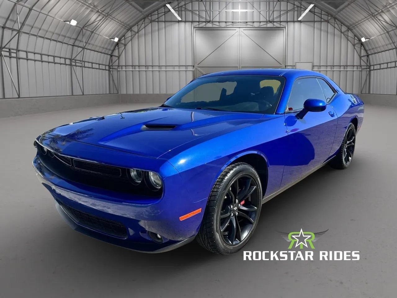 Used 2018 Dodge Challenger SXT w/ Blacktop Package RWD image 7