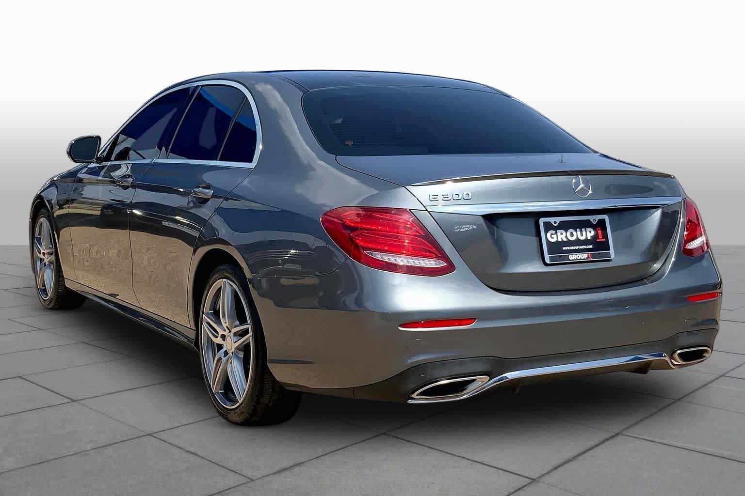 Used 2017 Mercedes-Benz E 300 image 12