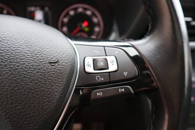 Used 2021 Volkswagen Passat 2.0T R-Line image 15