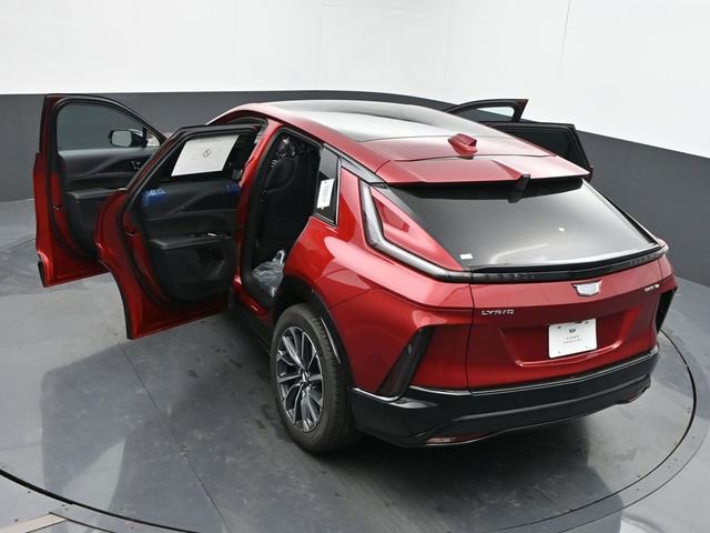 New 2025 Cadillac Lyriq Sport image 60