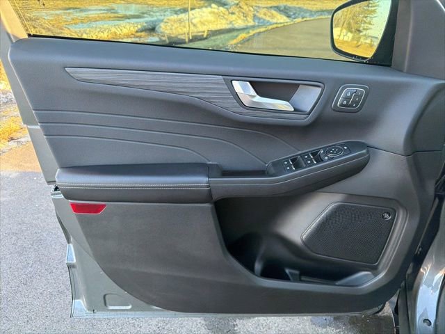 Certified 2023 Ford Escape Platinum w/ Premium Technology Package image 22