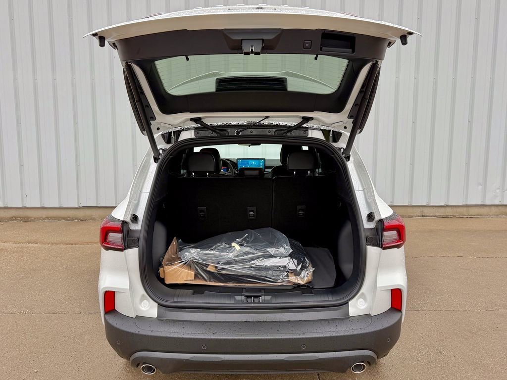 New 2026 Ford Escape ST-Line w/ Tech Pack #1 image 15