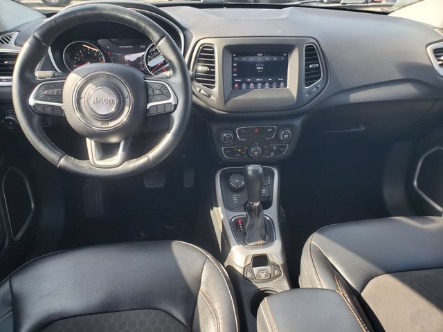 Used 2017 Jeep Compass Latitude w/ Popular Equipment Group AWD/4WD image 25