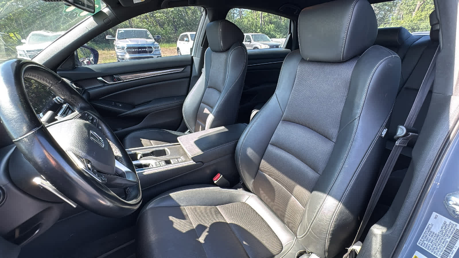 Used 2022 Honda Accord Sport image 8