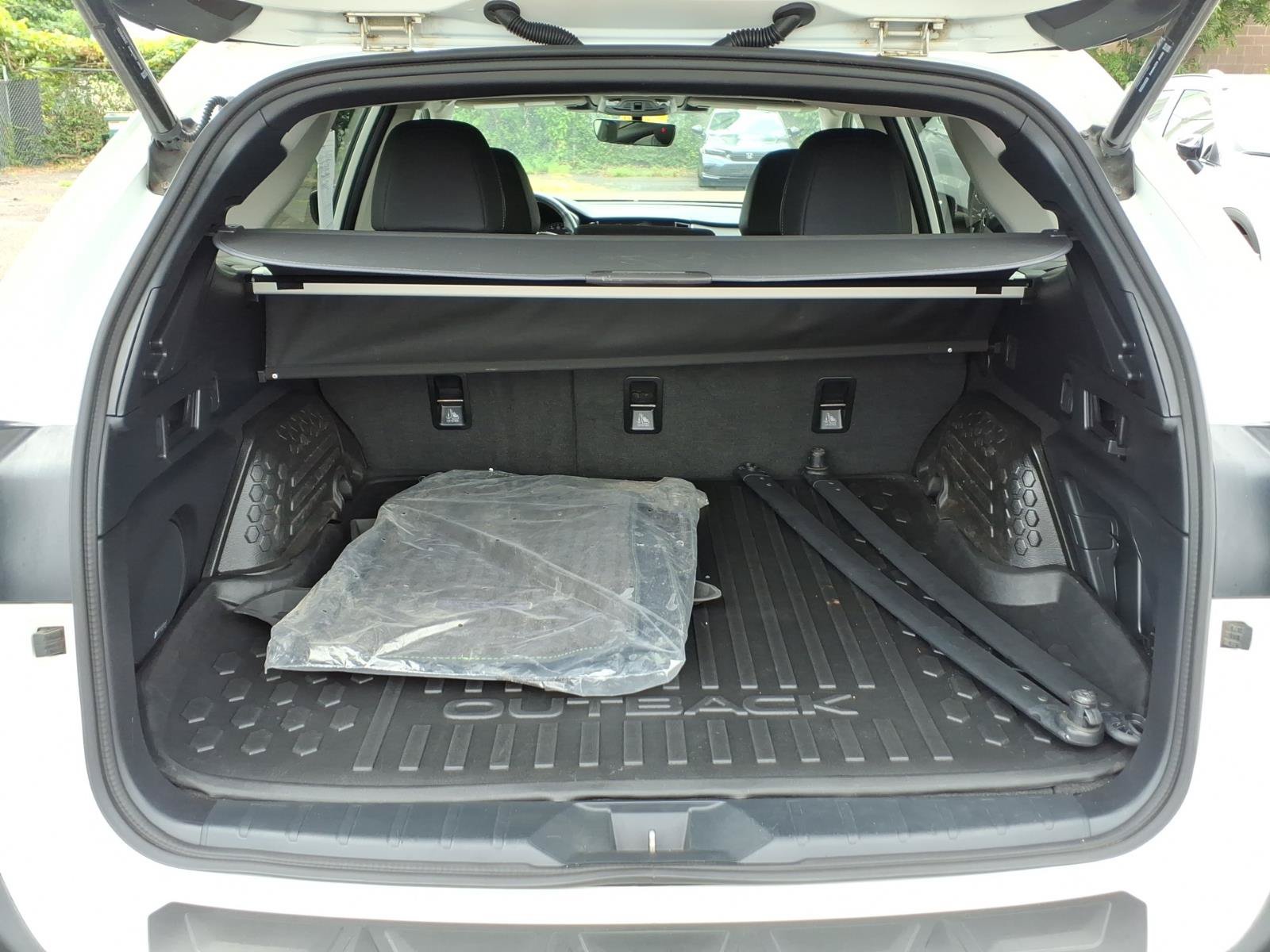 Used 2024 Subaru Outback Onyx Edition AWD/4WD image 25
