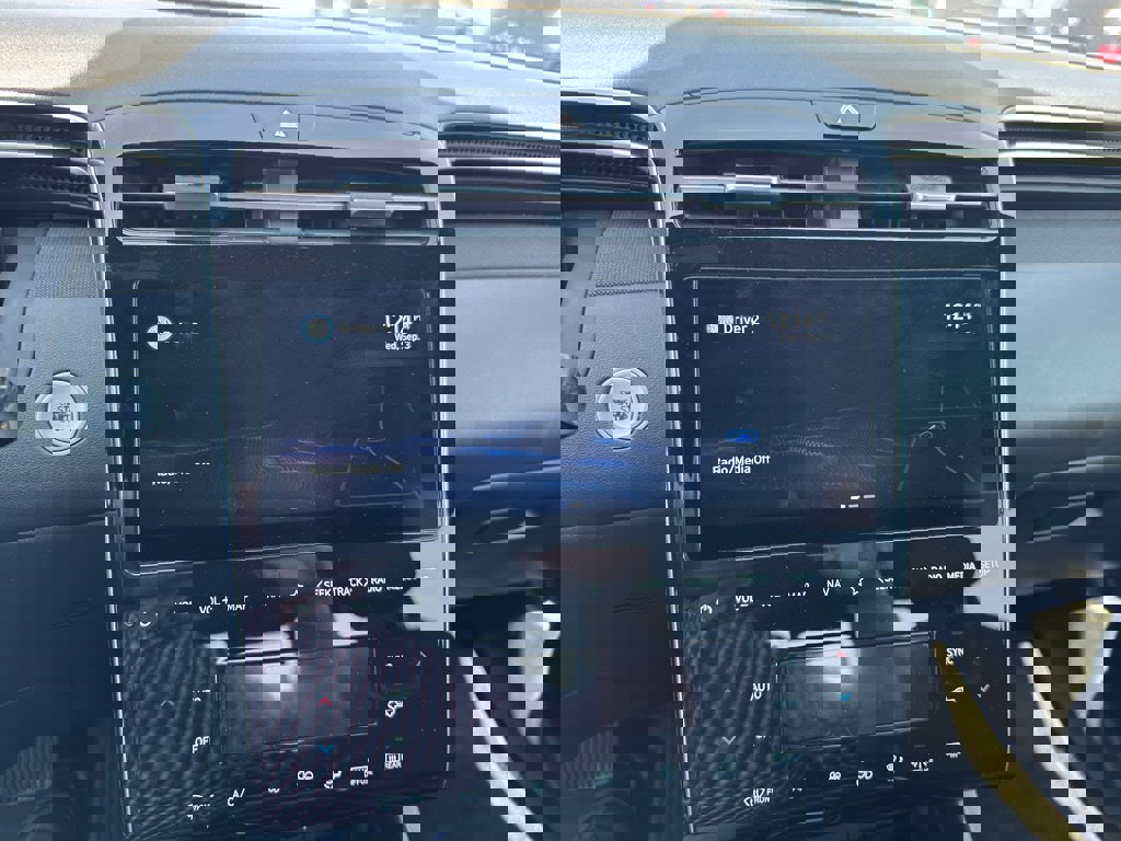 Used 2022 Hyundai Santa Cruz Limited w/ Cargo Package image 10