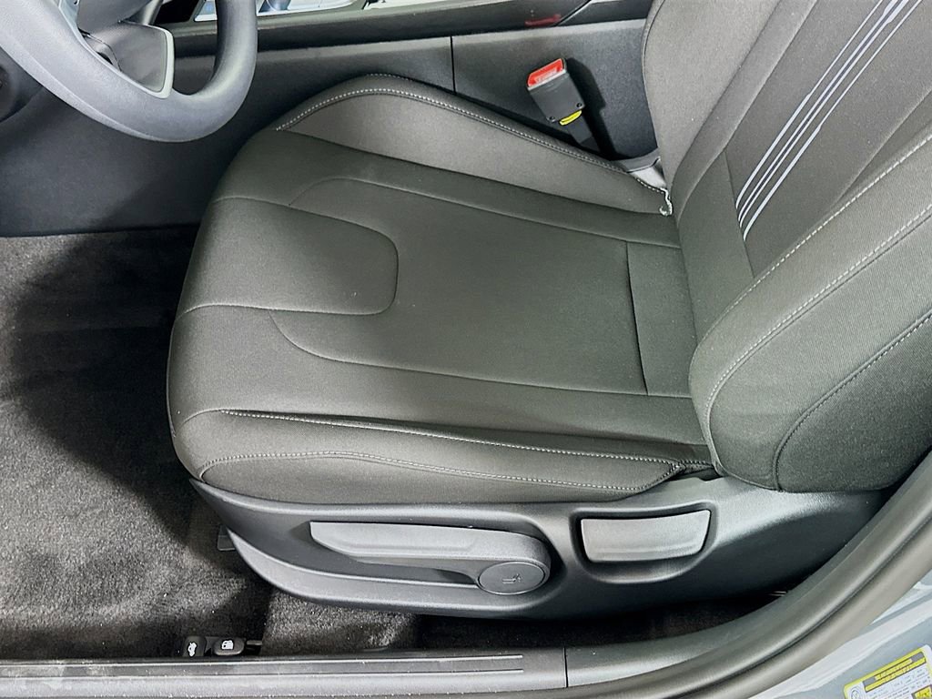 New 2026 Hyundai Elantra Blue image 19