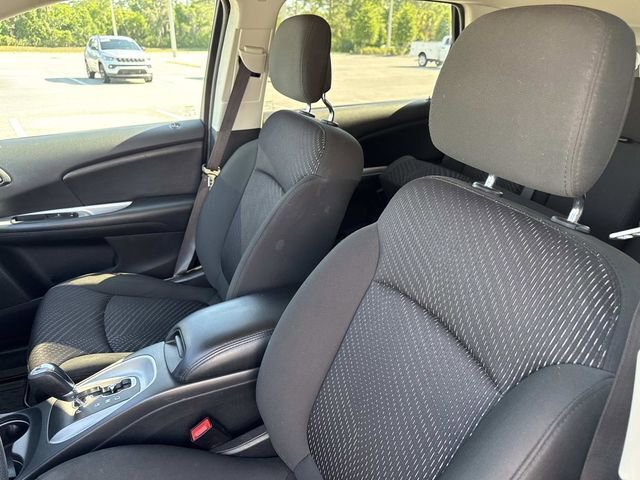 Used 2019 Dodge Journey SE FWD image 20