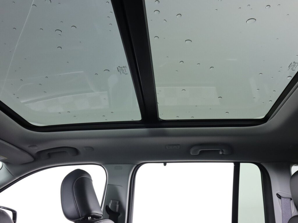 Used 2023 Jeep Grand Cherokee 30th Anniversary image 31