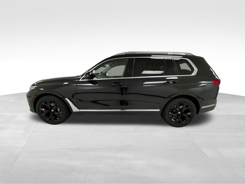 Used 2022 BMW X7 xDrive40i w/ Executive Package image 4