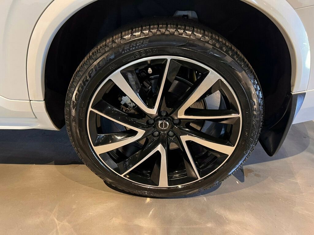 Used 2023 Volvo XC90 T8 Ultimate image 12